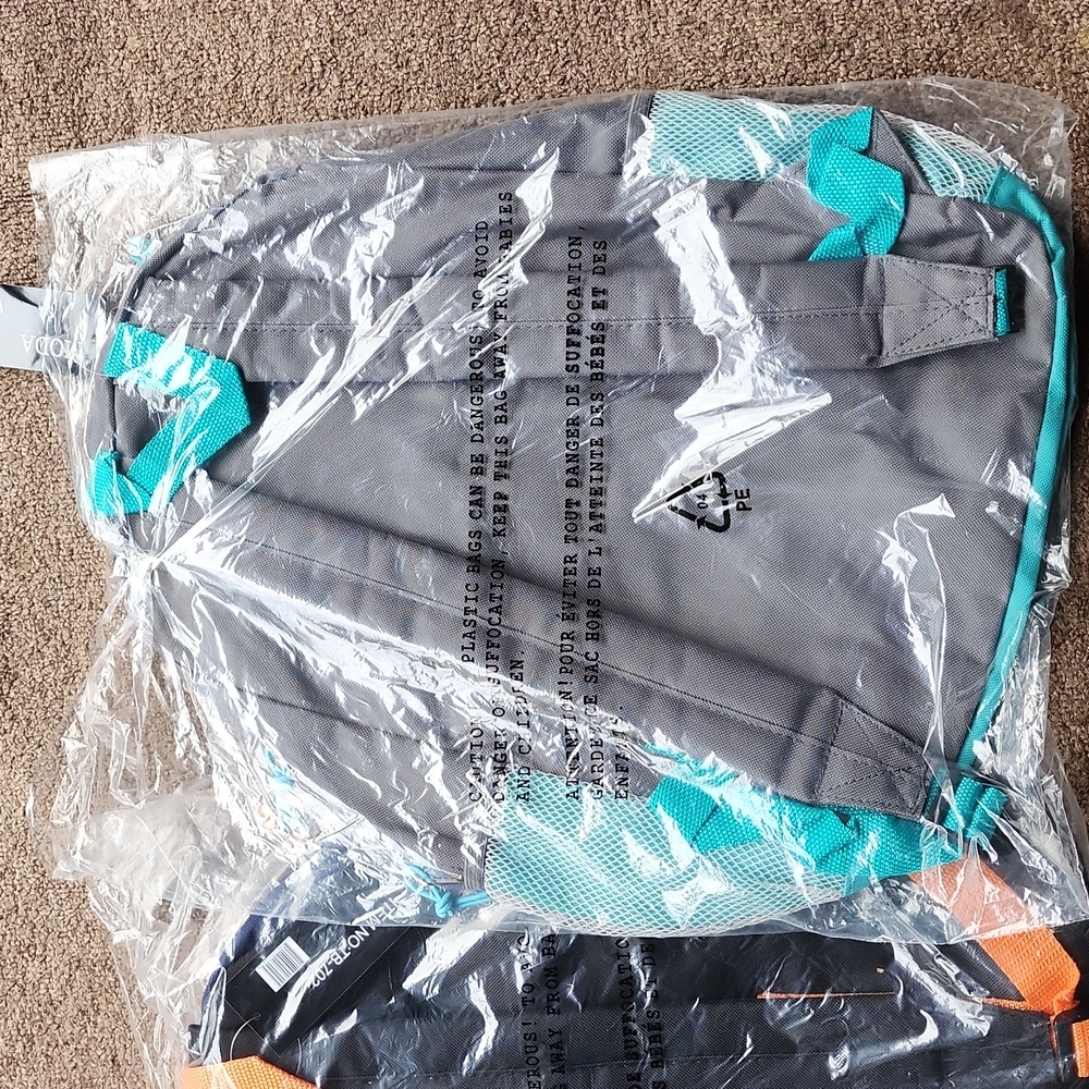 Backpack bundle (2) - Picture 6 of 6